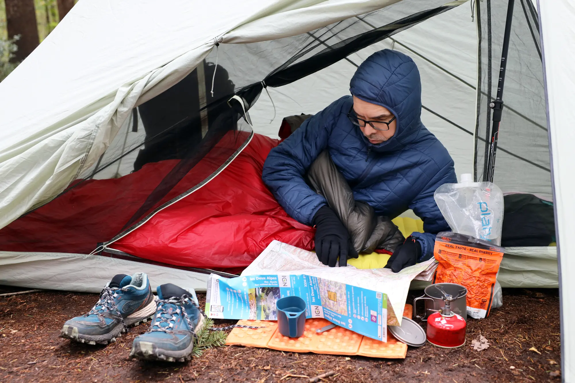 Bivouac en forêt avec un Quilt Oro - Photo de Emmanuel Seval